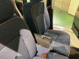 納車前にはプロのメカニックが点検、整備を行いますので安心してお乗り頂けます!!