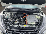 e-POWERはエンジンを発電専用にしてエンジンの作動時間を短縮。さらに、ごくわずかな減速でも回生エネルギーがとれるよう設定して、あらゆる走りのシーンで優れた燃費性能を発揮します。
