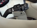 【パドルシフト】運転席から任意で、変速を自由自在に操ることができます。
