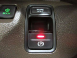 電子パーキングブレーキ仕様となります。ブレーキホールド機能を搭載しているので、渋滞時や信号待ち等に便利です。