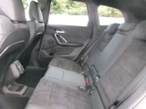 後部座席の方もゆったり乗車可能です!