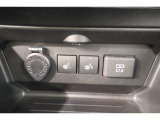 ■シートヒーター■ 素早く暖かくなります!実車で体感ください。北陸の寒い冬でも快適なドライブになりますね。