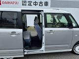 両側電動スライドドア