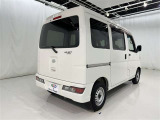 走りにこだわりながら収納力も持ち合わせたお車です。