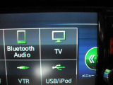 TVはフルセグチューナーです。鮮明な画像でTVが楽しめます。停車中や休憩中にお楽しみ下さい。