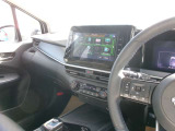 操作しやすい運転席廻り!操作パネルも使いやすい!!ドライブが楽しくなりますっ