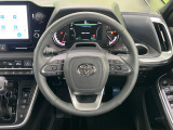 【ステアリングスイッチ】運転中、前方から目線をそらすことなく、オーディオ等の操作が可能な便利機能!安心&快適なドライブを演出してくれます♪