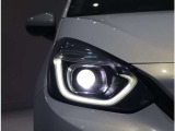 ヘッドライトはLEDなので自分からはもちろん、相手からも視認しやすくなっています。