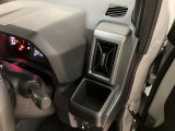 ダイハツ認定中古車のこの1台は もしもの時も安心できる保証もしっかり付いて 納車前には法定12ヶ月点検整備を行います!ダイハツはお客様に安心してお乗り頂ける中古車をご提案させて頂きます!