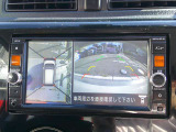 【アラウンドビューモニター】空から見下ろした映像がナビ画面にて確認可能です。駐車もラクラクですよ♪