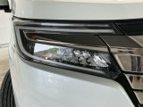 【LEDヘッドライト】ディスチャージヘッドライト(HID)と同等の明るさで、夜道や雨天走行が明るく視界良好!! フォグライトも装備で、安心感さらにUPです♪安心ドライブを楽しんで下さい♪