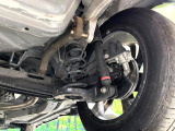 お車を安心してお乗りいただく為には、足回りの定期点検が欠かせません。サービスサポート(有償保証)では無料点検もご提供しており、安心のカーライフをお過ごしいただけるサポート体制が整っています。