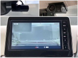 ドライブレコーダー前後。映像と音声で運転を記録してくれるので万が一の時にも安心です。