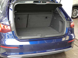 ■Vorsprung durch Technik■&ldquo;Vorsprung durch Technik(技術による先進)&rdquo;というスローガンのもと生み出された、走りの愉しみを最大限に引き出す数えきれないイノベーション。
