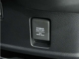 ◆12V電源ソケット◆スマートフォンの充電等にも便利な電源ソケット!使いやすい場所に装備されています。