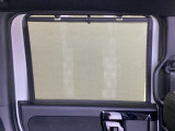 【ロールサンシェイド】は太陽光を防ぐので冷房の効きを良くする効果もあります。エアコンを控えめにすれば燃費向上も見込めます。