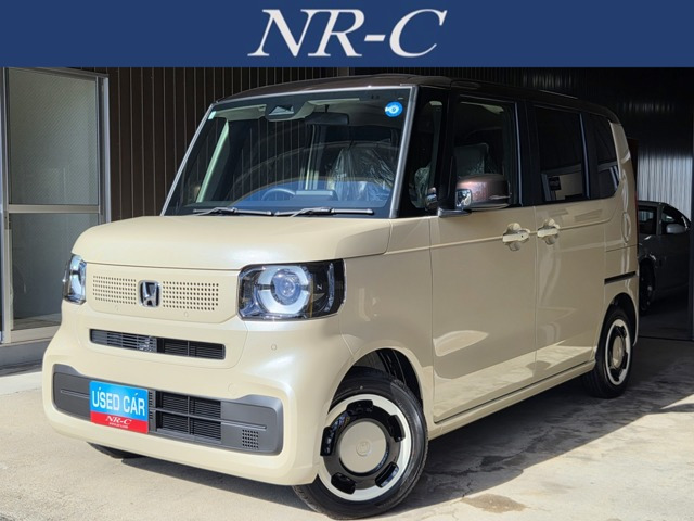 N-BOX ファッションスタイル モノトーン