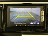 ■バックカメラ■ガイドラインが付いているので車庫入れも楽々です!トランク下部分の死角もカバーしてくれるので運転も安心です♪