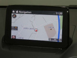 【7インチ純正ナビ】純正ナビを装備。タッチパネル式で使いやすく、詳細地図により目的地をピンポイントで設定できます。初めての道でも迷いにくく、ロングドライブも快適ですよ♪