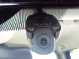 ◆【ドライブレコーダー】映像・音声などを記録する自動車用の装置です。もしもの事故の際の記録はもちろん、旅行の際の思い出としてドライブの映像を楽しむことができます。