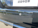 リヤバンパー中央に付いているドライブレコーダーのリヤカメラです。