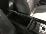 取り出しやすく、しまいやすい収納スペースが満載です。ティッシュやペットボトル等、用途に合わせた収納が可能ですので、使い方はあなた次第!