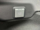 後席にもAC100V/1500W電源コンセントが装備されております。