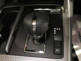 シフトフィーリングの良い8速マニュアル車となります。