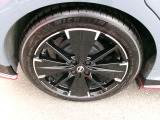 NISMO tuned e-POWER 4WD専用17インチアルミホイール。