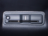 デザインスッキリのビルトイン『ETC』!高速道路の特典はもちろん、キャッシュレスなので料金所では徐行するだけで通過可能です!