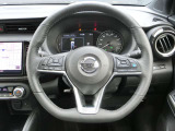 ちょうどいいサイズのハンドルです♪スイスイ運転できますよ♪