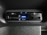 今や標準装備になりつつあるETC車載器も装着されております。料金所を通過するときも楽々です。