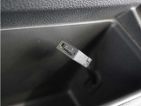 ◆HDMI接続端子◆スマホの映像をディスプレイにミラーリング可能!いつものコンテンツを車内でもお楽しみいただけます♪