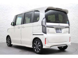 当店の展示車は、プロの業者にボディーの磨き、ルームクリーニングを依頼していますので、とてもきれいです!!ぜひ、見にいらしてください!