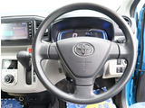 入庫時・販売時・納車前に、弊社基準の68項目に及ぶ点検整備を実施しております。