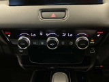 Wエアコン付きです!運転席・助手席それぞれ快適な車内でお過ごしいただけます。寒い時期には嬉しいシートヒーター付きです!