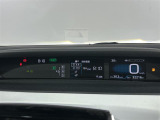 【スピードメーター】メーターがシンプルで見やすく運転しやすいですね!