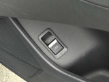 自動車保険もお任せください。Audi自動車保険プレミアムは、フロントガラス、タイヤパンク、ドアミラーの損害を補償する、Audiプレミアムケアが無償で付帯されます