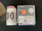万が一のパンク時にパンク修理キット装備、スペアタイヤはありません。