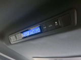 リアエアコンを搭載。暑い日は涼しく♪寒い日は暖かく♪後部座席まで快適空間に。