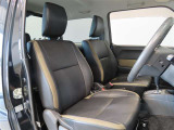 見通しのよいすっきりとした視界で、誰でも運転しやすいです。運転のしやすさは疲れにくさにも繋がりますよ♪