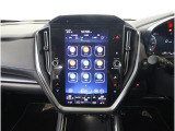 11.6インチの縦型ディスプレイに、ナビゲーション機能をはじめ、エンターテインメント、車両情報、エアコン操作、各種設定などを集約。タブレットのような感覚で、直感的に操作できます。