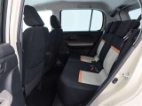 ゆとりある広々とした車内空間は、ドライブを始め買い物やレジャーなど、幅広く活躍します。一人でもみんなとでもお出かけを楽しみましょう!