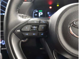 ハンドルから手を放さずに操作出来ますので、安全運転にもつながりますね
