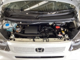 ホンダスタッフがしっかり整備して保証付きにてお渡し致します。エンジンルーム&室内ルームともにクリーニング済みで清潔です。快適なドライブをお楽しみください。