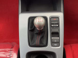 アルミ製シフトノブ。6MT