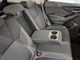 パワーウィンドウのスイッチですよ。運転席に居ながら窓を開け閉めのコントロールできます。