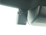 ◆ドライブレコーダー◆映像・音声などを記録する自動車用の装置です。 もしもの事故の際の記録はもちろん、旅行の際の思い出としてドライブの映像を楽しむことができます。