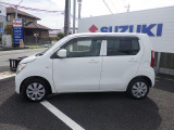 必ず納車前に整備を行いその際に、エンジンオイル、オイルフィルター、ワイパーゴムの交換を実施いたします!!