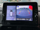 アラウンドビューモニターが、駐車をサポートしてくれますよ!
